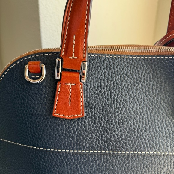 Dooney & Bourke Cambridge Zip Satchel Black and Brown Leather Medium Handbag - Picture 6 of 16